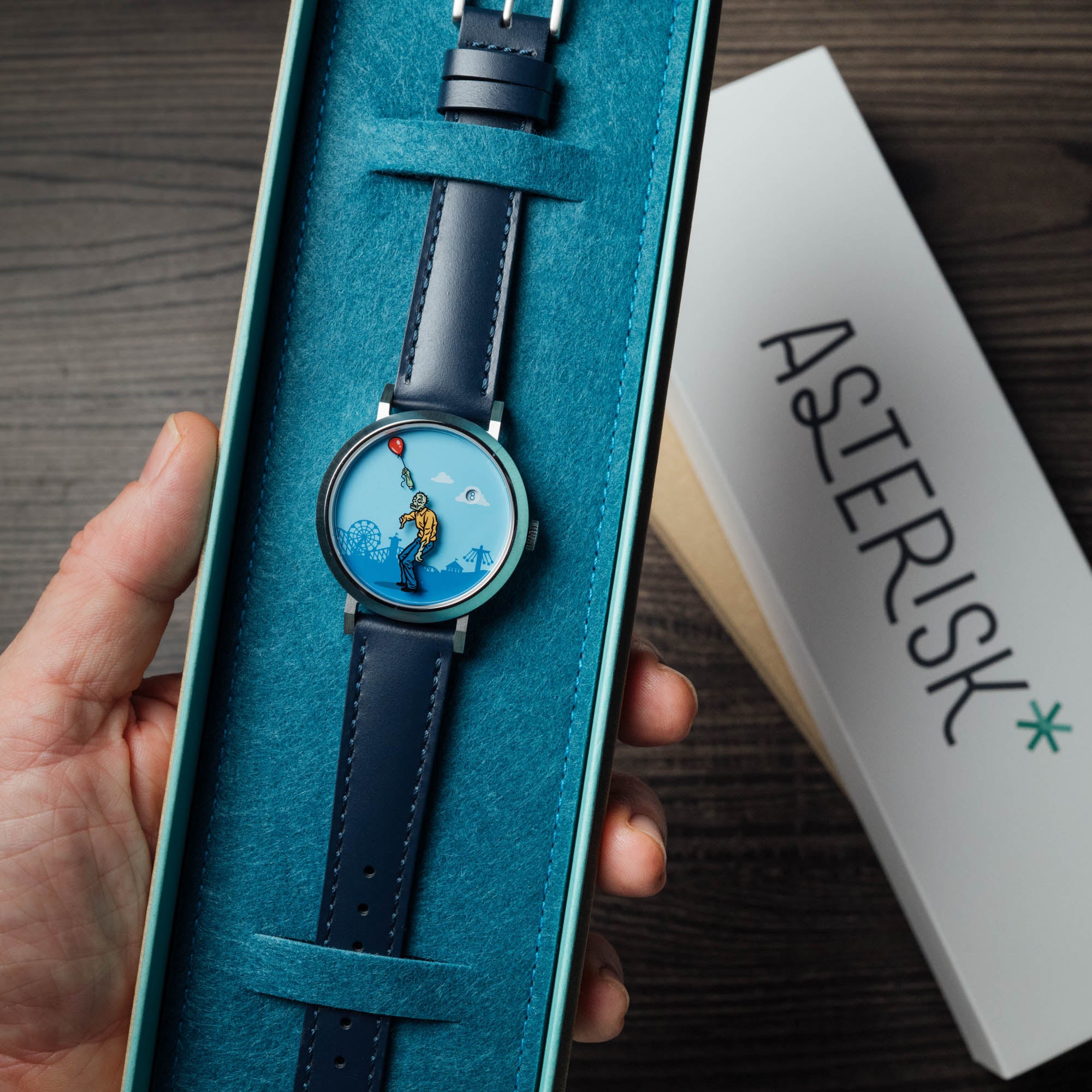 ハッピーパスタイム リッチ 160W Happiness is Fleeting Jump Hour Automatic | Asteriskwatches.com